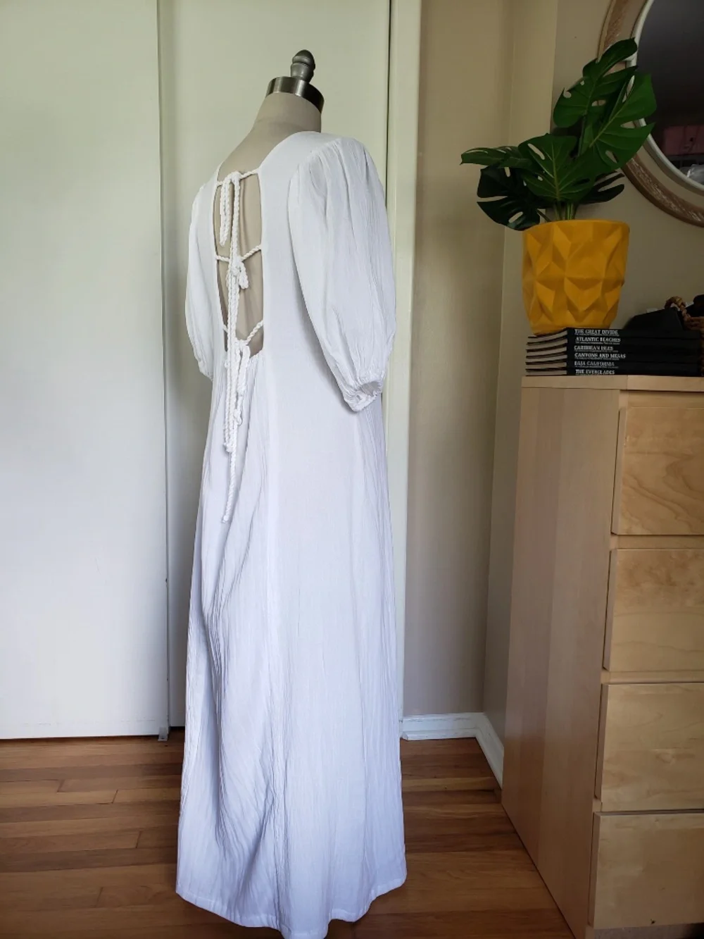 I'm On The Guest List White Party Boho Dress Size Small NEW